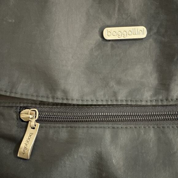 Baggallini Town Bagg 11x11 Crossbody Shoulder Bag Purse Gray - Picture 6 of 6